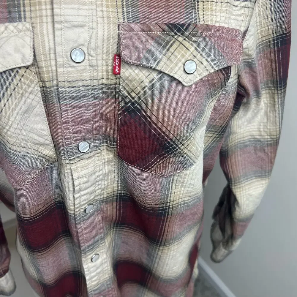 Levi's Size Medium button down 100% Cotton Snaps Pearl buttons - Picture 2 of 6